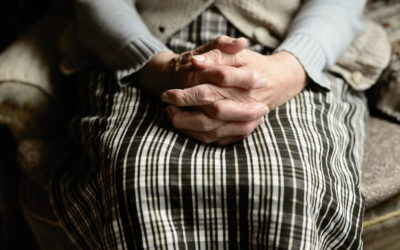 Lonely grandma posts an advert looking to spend Christmas with a family